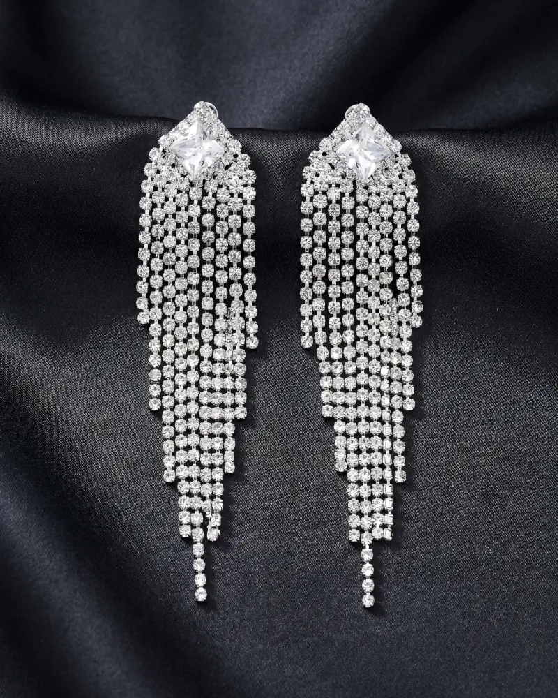 Súťažné náušnice Queen silver
